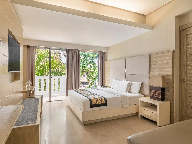 The Muse Beach Front Hotel Boracay image