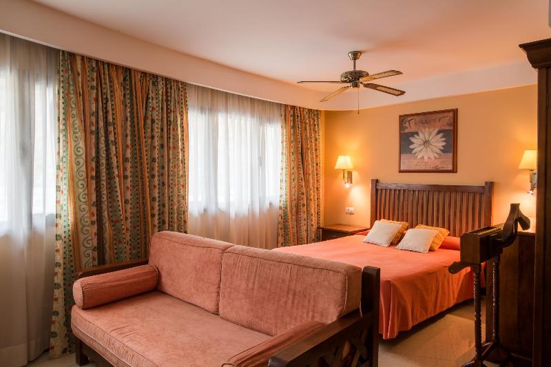 Galeon Hotel image