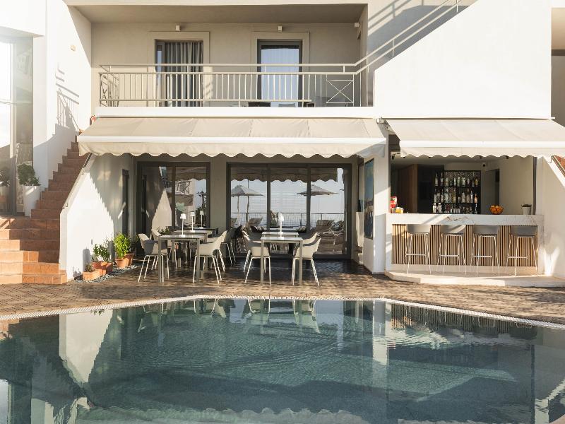 Bella Vista Hotel image