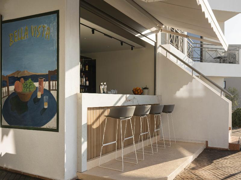 Bella Vista Hotel image