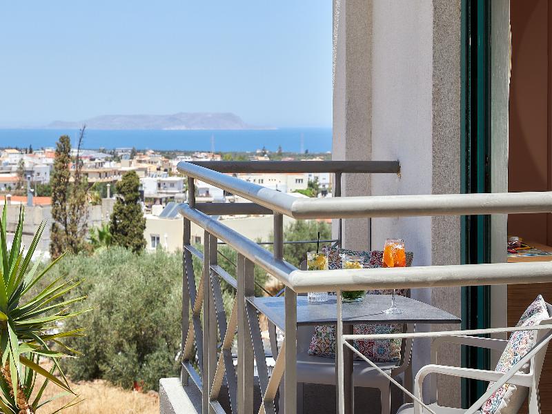 Bella Vista Hotel image