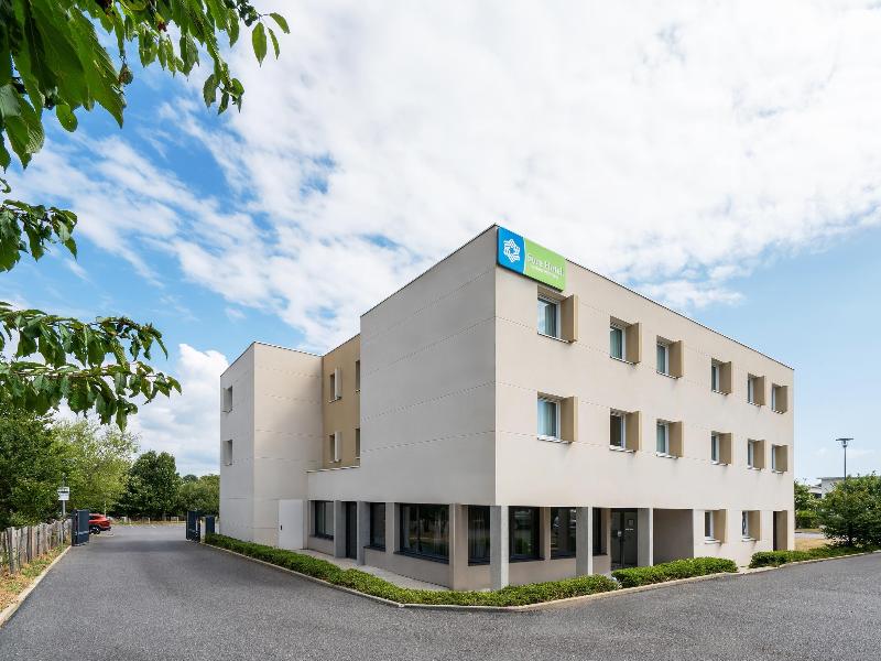 Sure Hotel by Best Western Guerande image