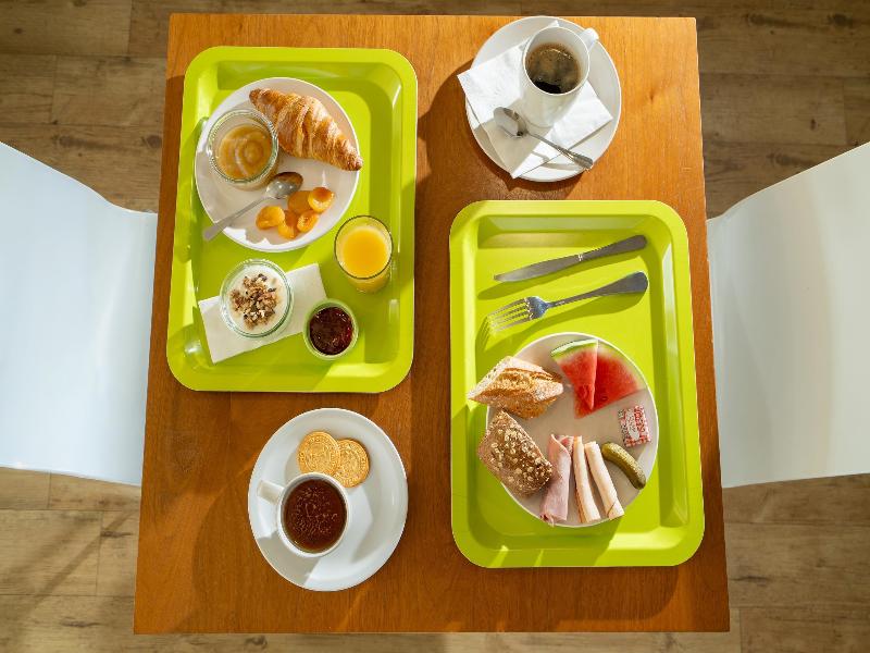 Sure Hotel by Best Western Guerande image