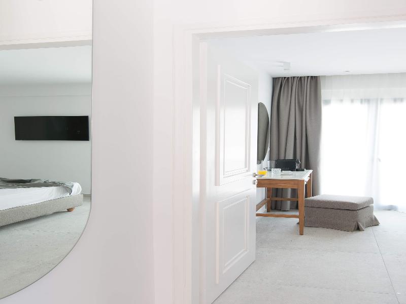 NAMI HOTEL & SUITES image