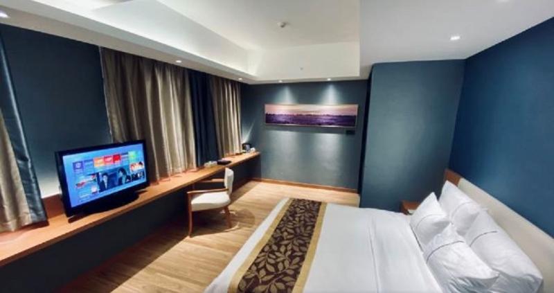 room detail thumbnail 0