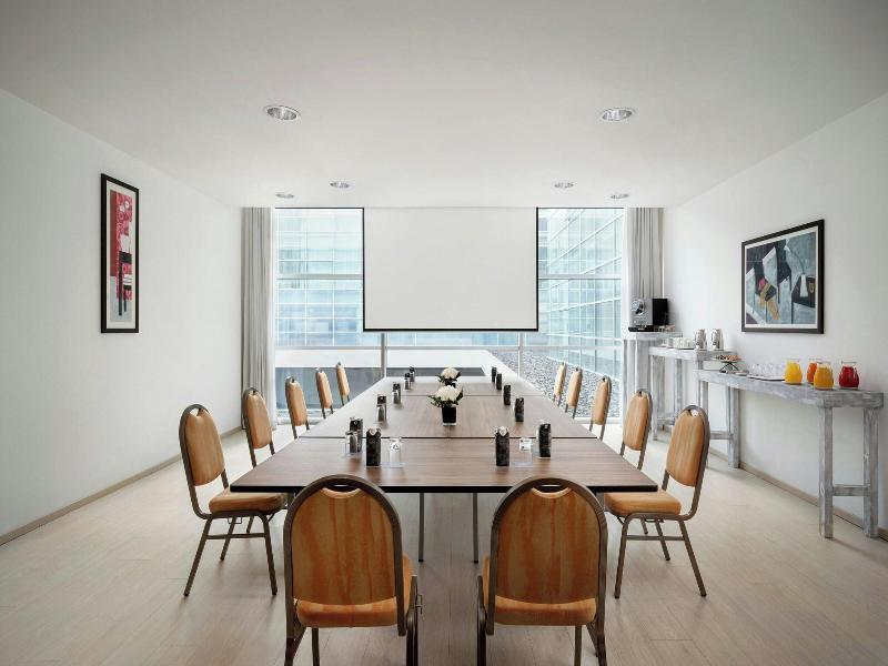 Sheraton Milan Malpensa Airport Hotel image