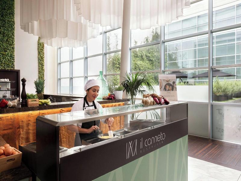 Sheraton Milan Malpensa Airport Hotel image
