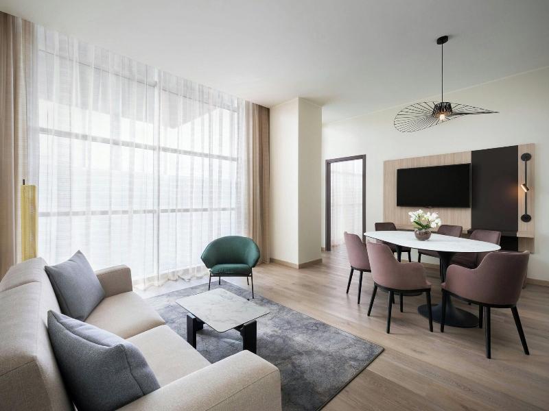 Sheraton Milan Malpensa Airport Hotel image