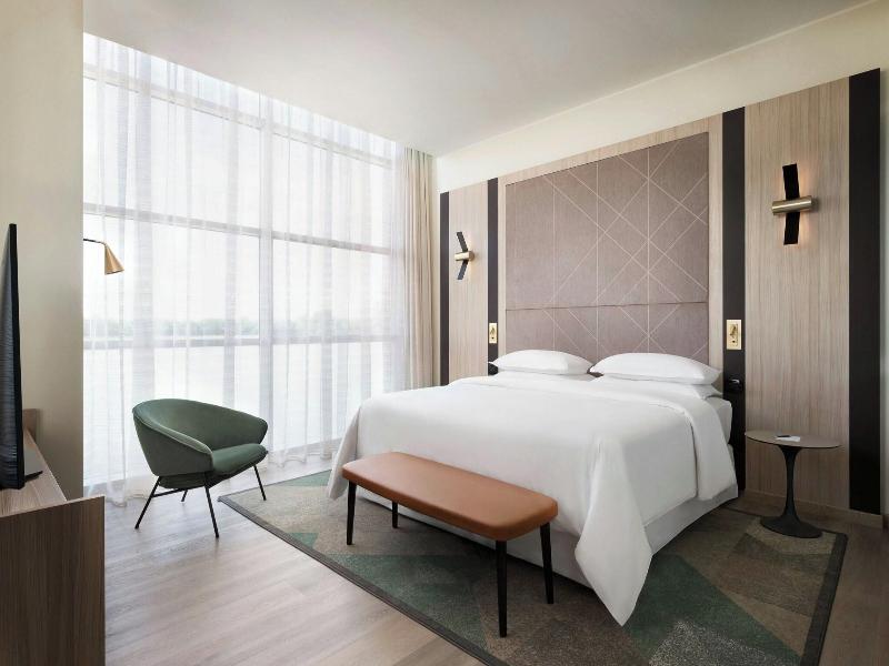 Sheraton Milan Malpensa Airport Hotel image