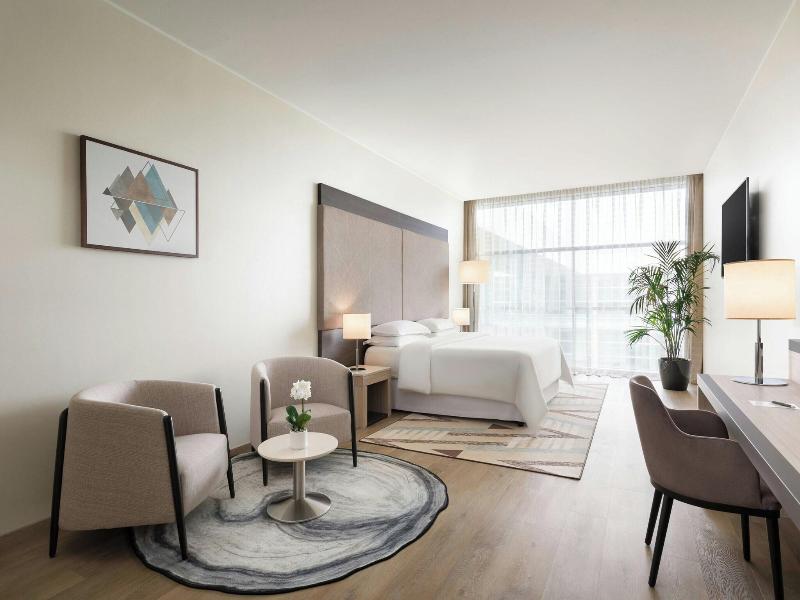 Sheraton Milan Malpensa Airport Hotel image