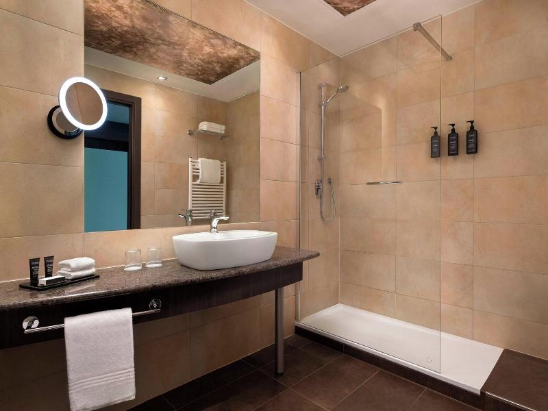 Sheraton Milan Malpensa Airport Hotel image