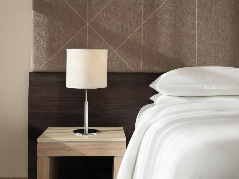Sheraton Milan Malpensa Airport Hotel image