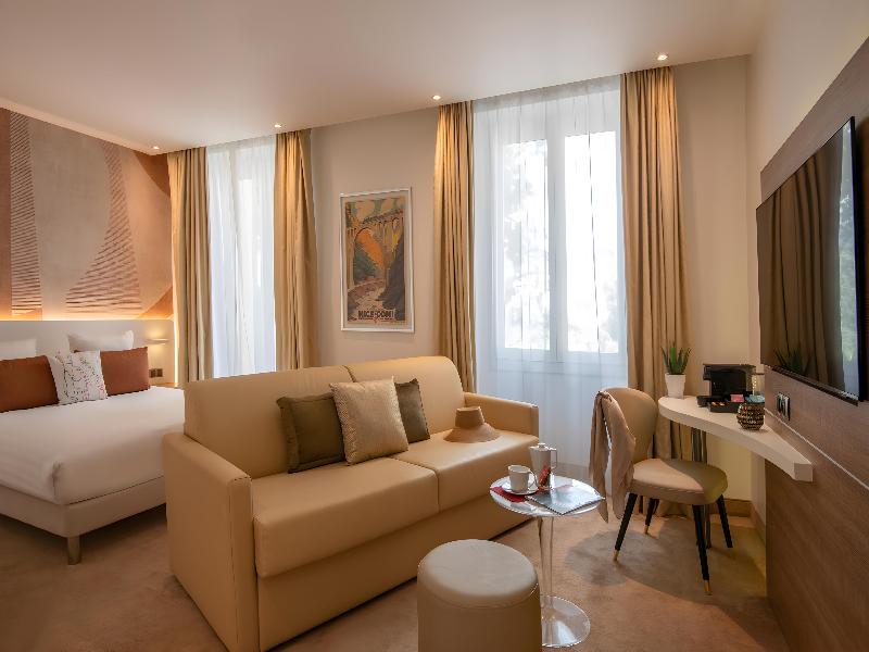 Best Western Premier Hotel Prince De Galles image