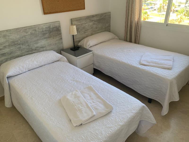 Residencia Universitaria  Alfil image