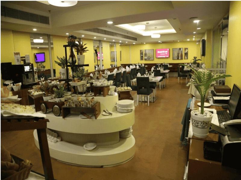 Sarovar Portico Naraina image
