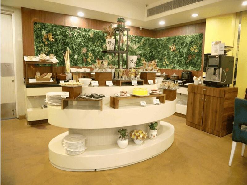 Sarovar Portico Naraina image