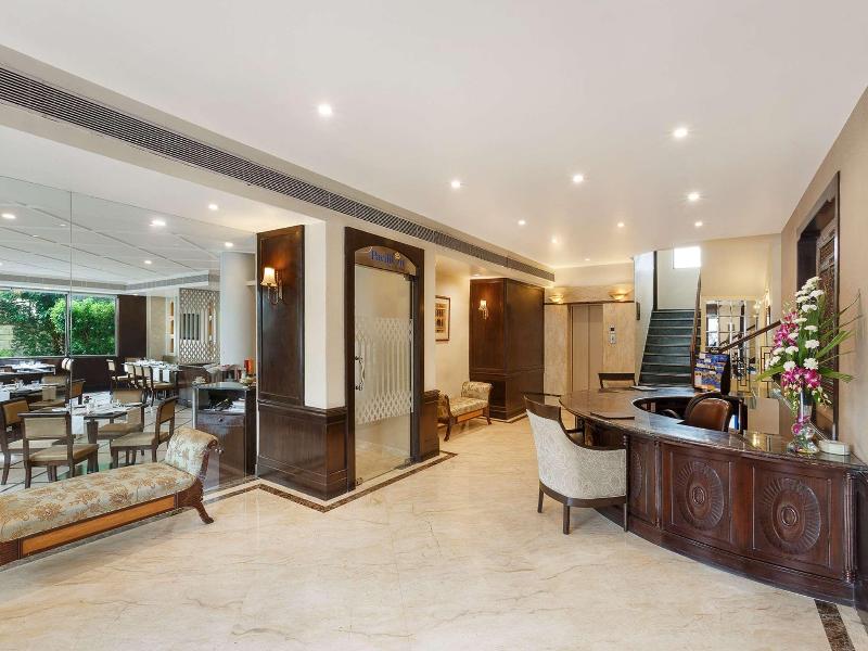 La Place Sarovar Portico Lucknow image