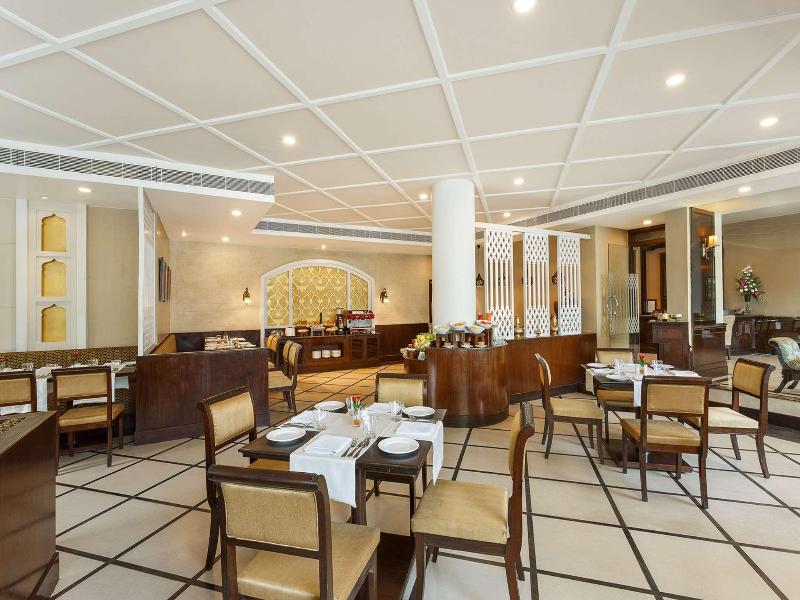 La Place Sarovar Portico Lucknow image