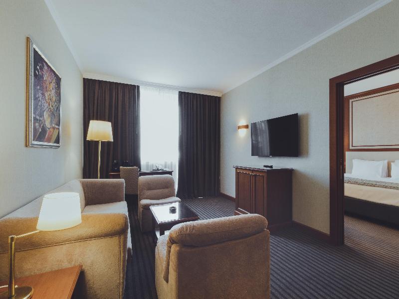 Holiday Inn Skopje image