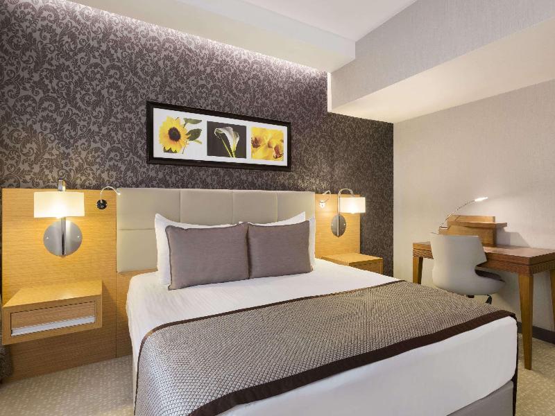 Ramada Plaza By Wyndham Izmit image