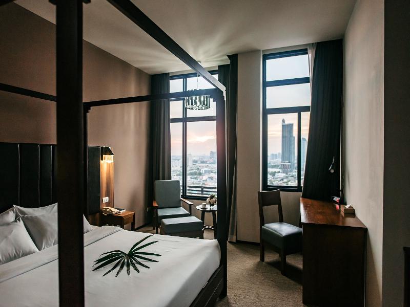 Grand Howard Hotel image