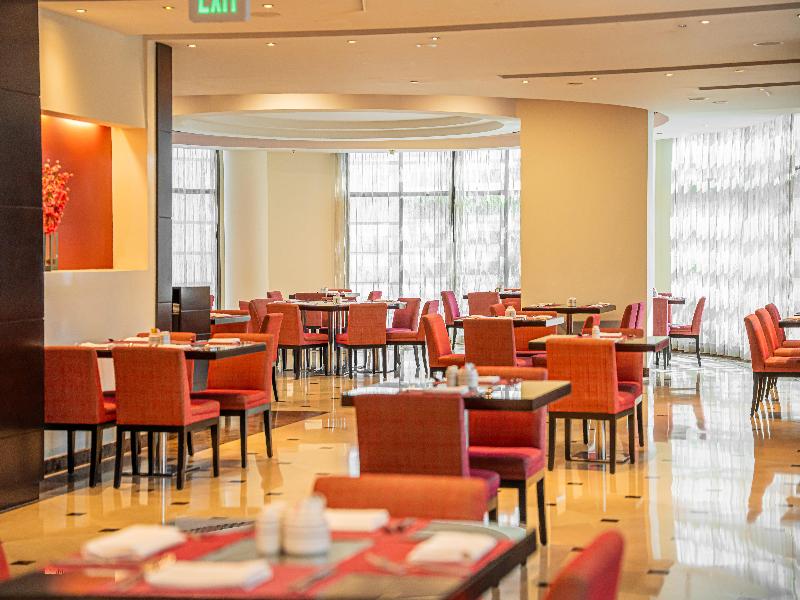 Central Hotel Doha by IHG image