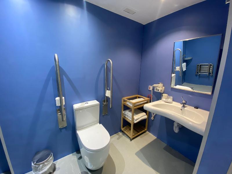 Apartamentos Recoletos image