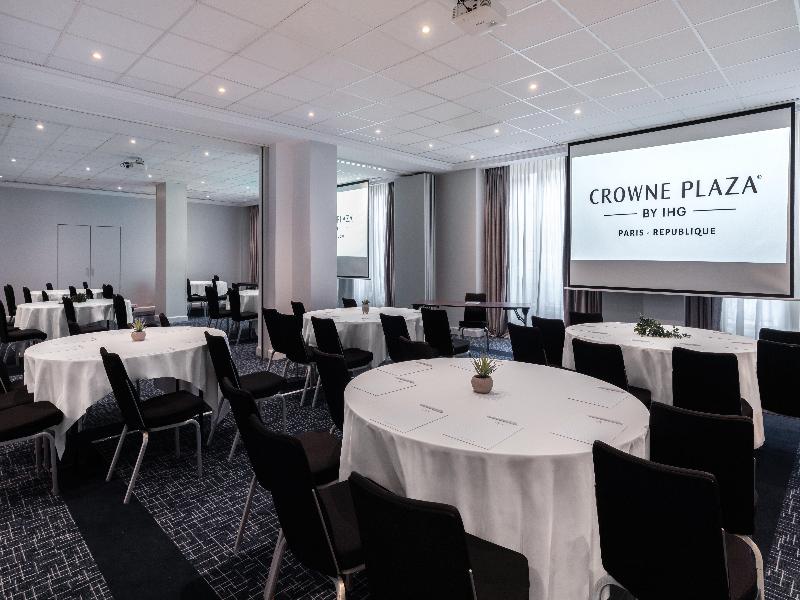 Crowne Plaza Paris Republique image