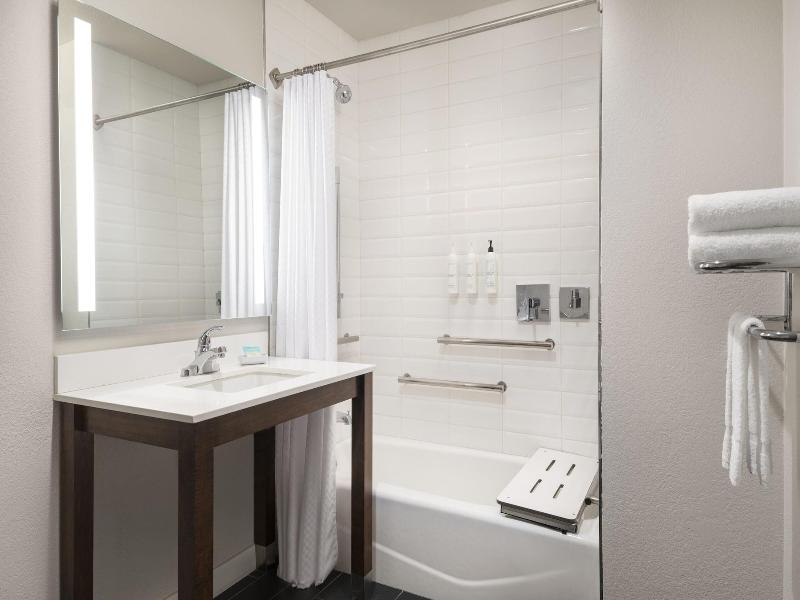 Four Points By Sheraton Tucson Airport image