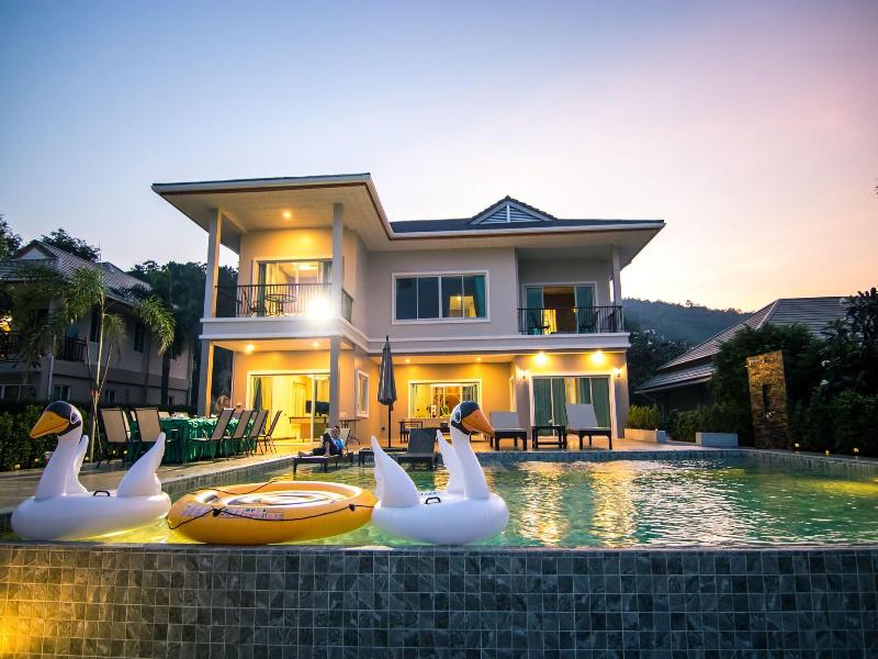 Searidge Hua Hin Resort image
