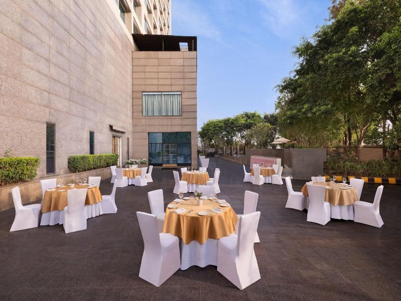 Le Meridien Gurgaon image