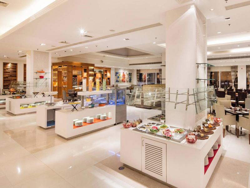 Le Meridien Gurgaon image