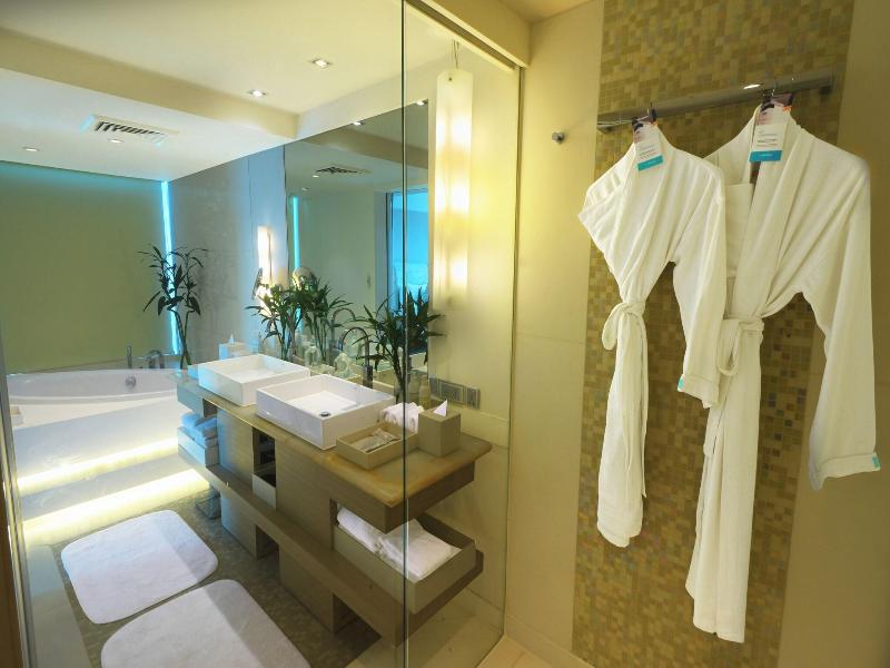 Le Meridien Gurgaon image
