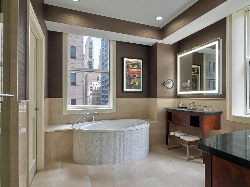 JW Marriott Chicago image