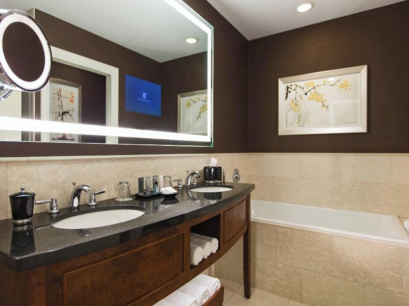 JW Marriott Chicago image