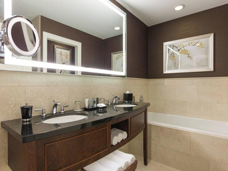 JW Marriott Chicago image