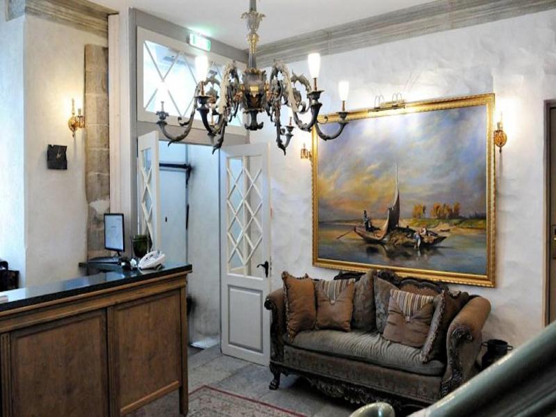 Gotthard Residents image