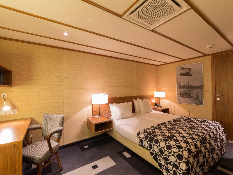 SS Rotterdam image