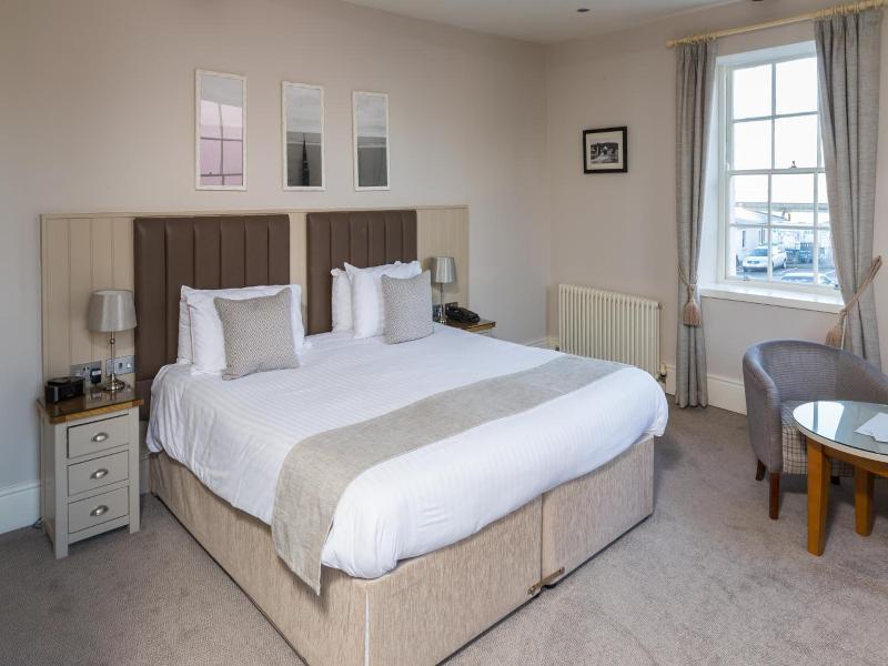 Royal Hotel image