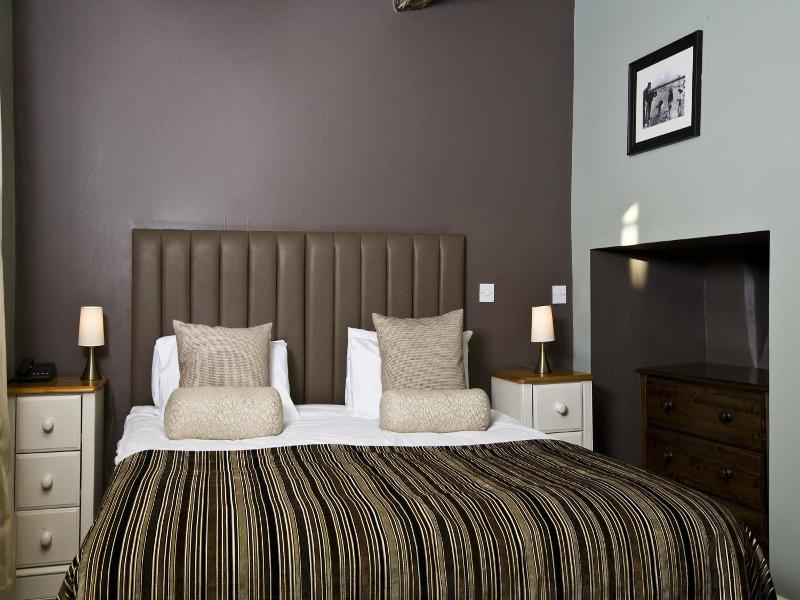Royal Hotel image