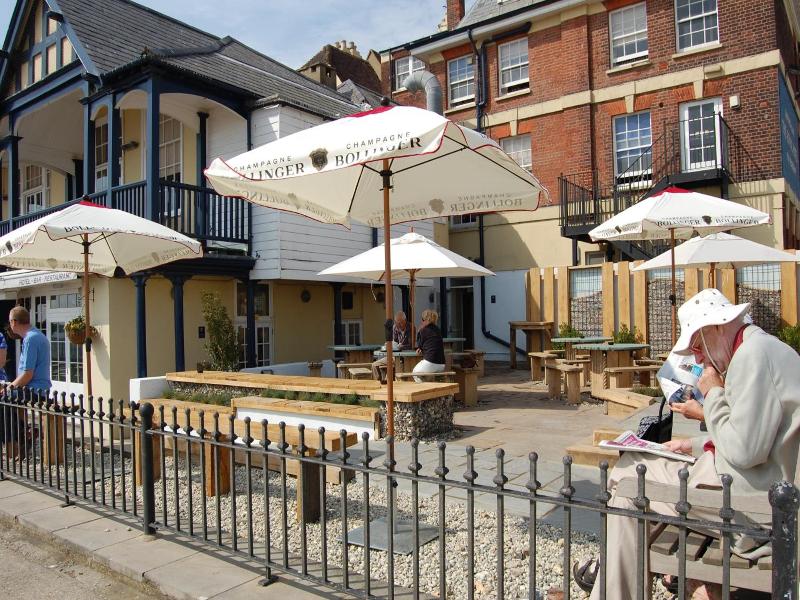 Royal Hotel image