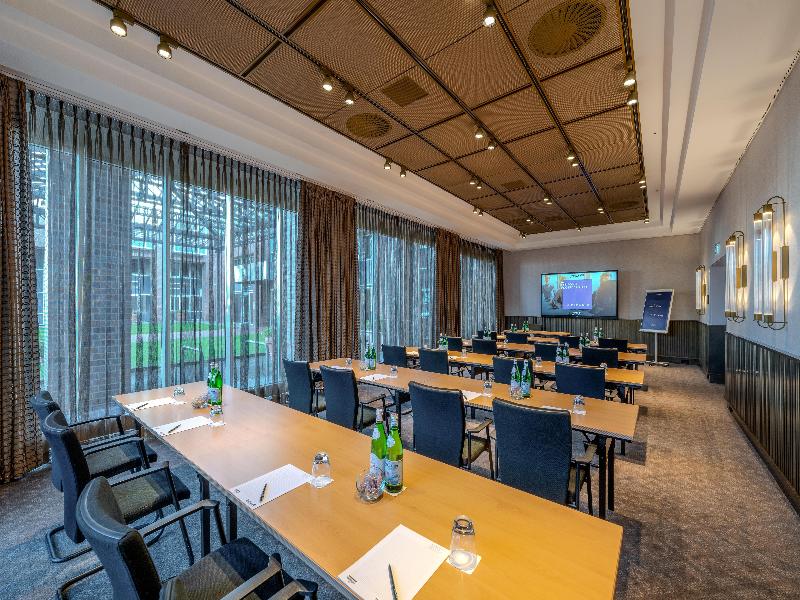 Radisson Blu Senator Hotel image