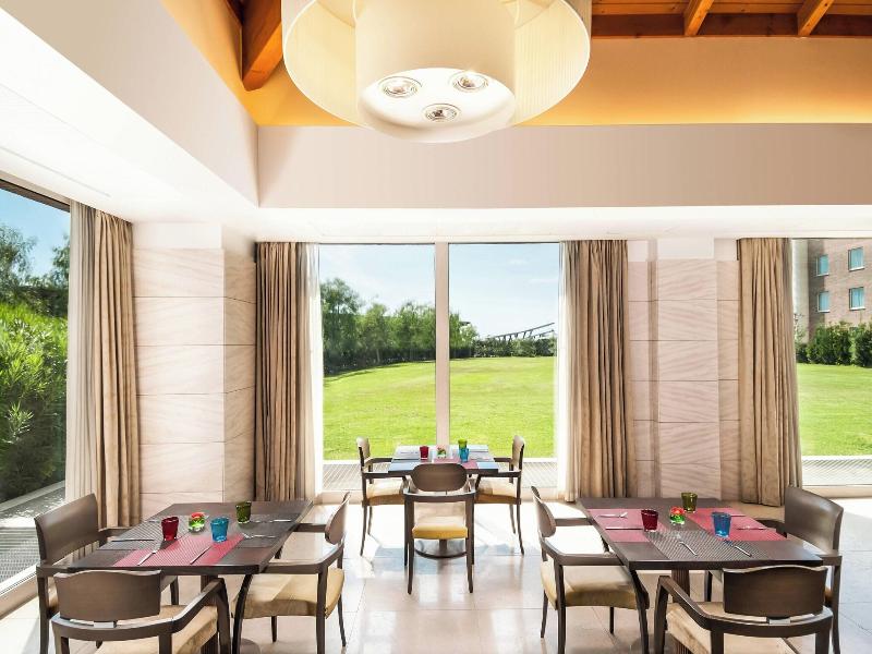 Sheraton Parco de' Medici Rome Hotel image
