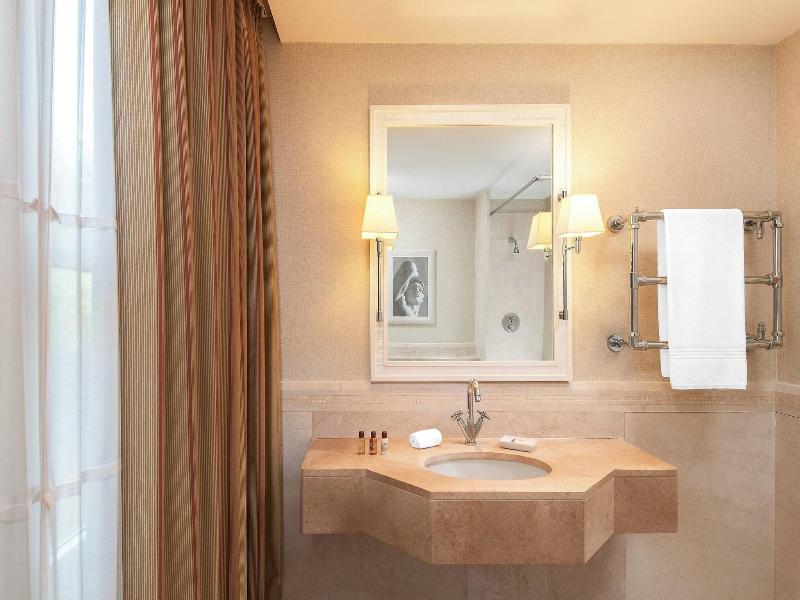 Sheraton Parco de' Medici Rome Hotel image