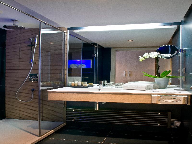 Radisson Blu Resort & Spa Ajaccio Bay image