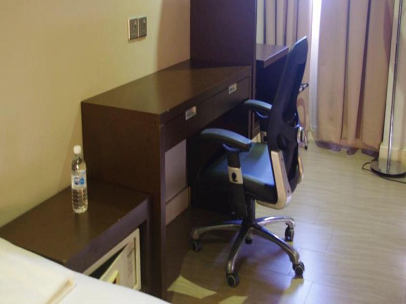 101 Hotel Bintulu 5