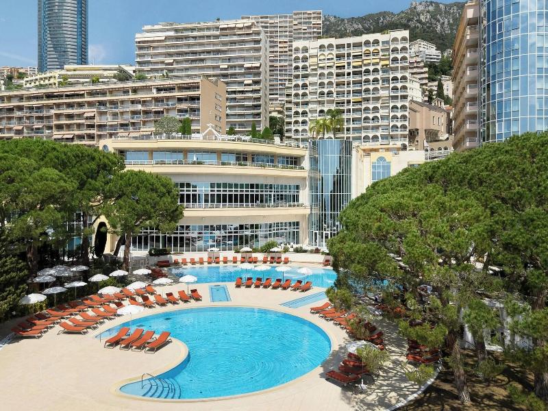Le Meridien Beach Plaza image