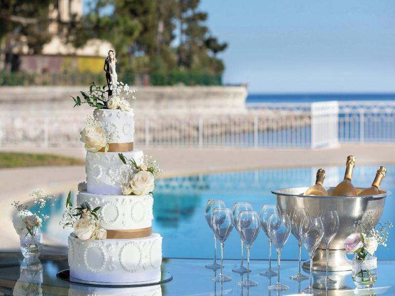 Le Meridien Beach Plaza image