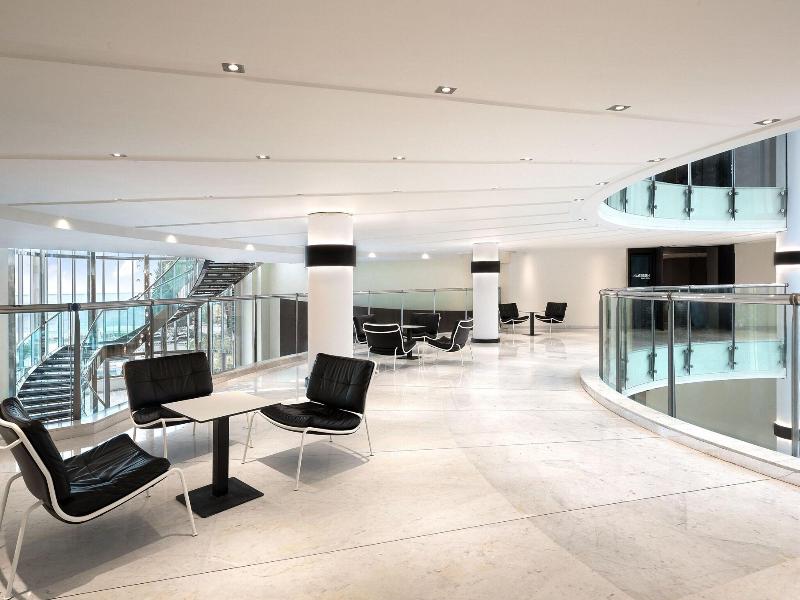 Le Meridien Beach Plaza image