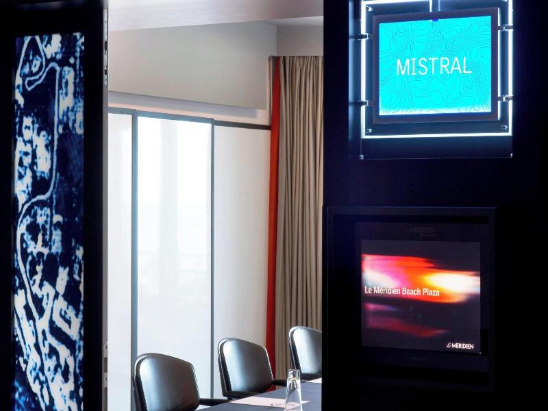 Le Meridien Beach Plaza image